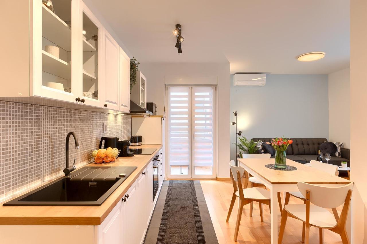 Apartment N&N 罗维尼 外观 照片